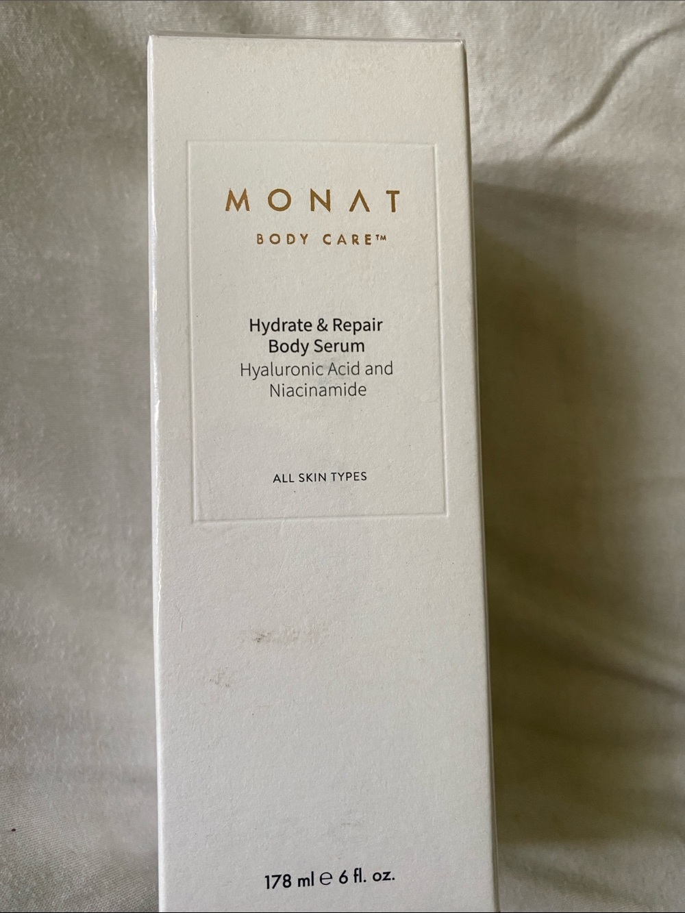 MONAT Hydrate & Repair Body Serum - White